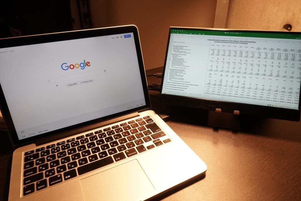 レビュー Cocoparのモバイルモニターはビジネスマンにおすすめな件
